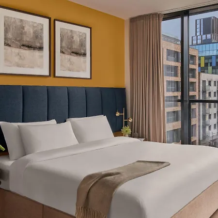 Sonder By Marriott Bonvoy Britain Quay Grand Canal Square Lägenhetshotell 4*