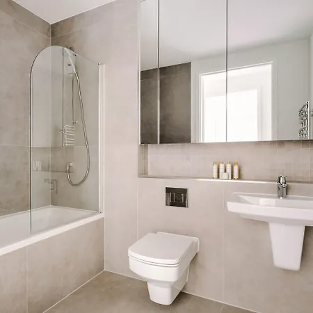 Sonder By Marriott Bonvoy Britain Quay Grand Canal Square Lägenhetshotell 4*