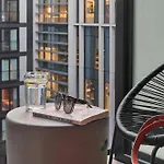 Sonder By Marriott Bonvoy Britain Quay Grand Canal Square Aparthotel