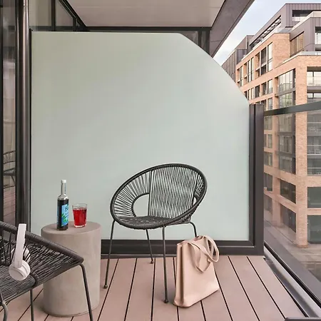 Sonder By Marriott Bonvoy Britain Quay Grand Canal Square 4* دبلن
