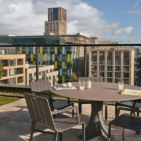 Sonder By Marriott Bonvoy Britain Quay Grand Canal Square دبلن