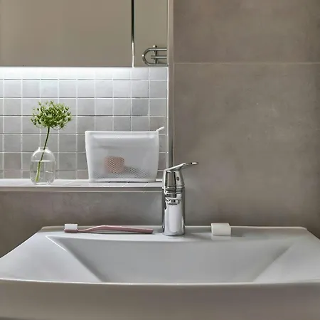 Sonder By Marriott Bonvoy Britain Quay Grand Canal Square