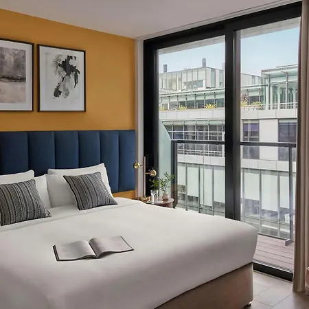 Sonder By Marriott Bonvoy Britain Quay Grand Canal Square دبلن