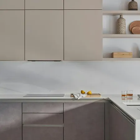 Sonder By Marriott Bonvoy Britain Quay Grand Canal Square