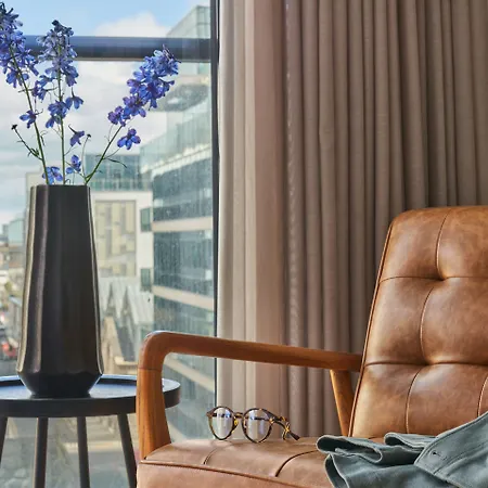 Sonder By Marriott Bonvoy Britain Quay Grand Canal Square Lägenhetshotell 4*