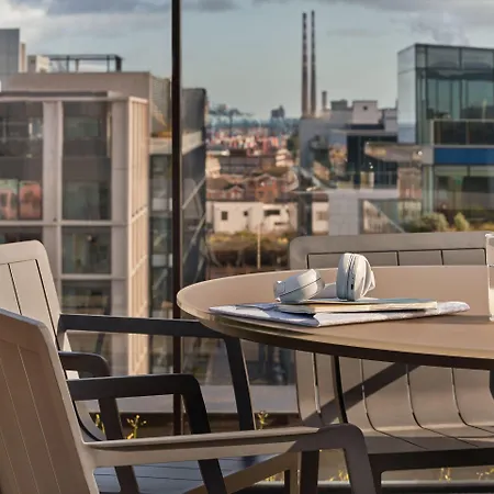 公寓式酒店 Sonder By Marriott Bonvoy Britain Quay Grand Canal Square 4*