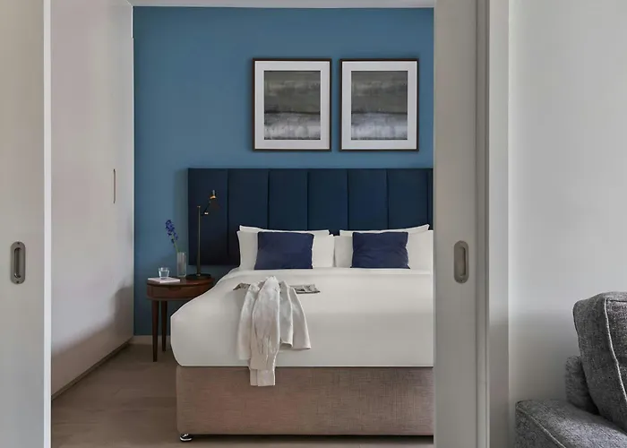 Sonder By Marriott Bonvoy Britain Quay Grand Canal Square Apartmanhotel Dublin