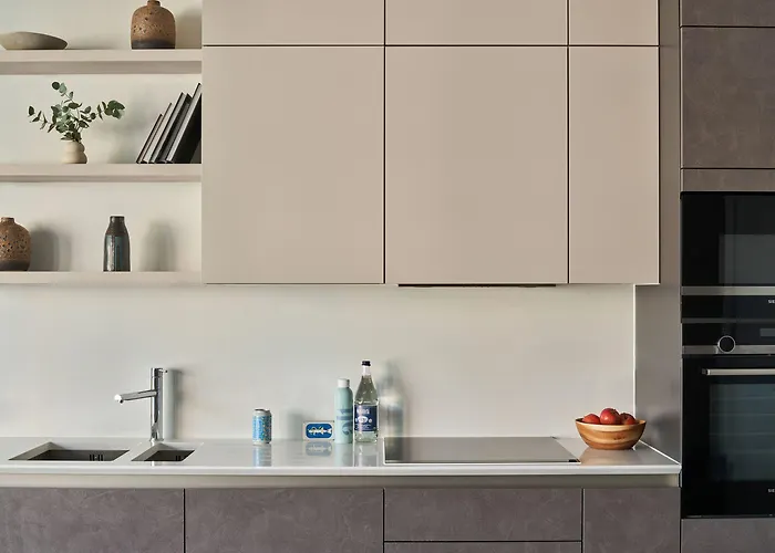 Sonder By Marriott Bonvoy Britain Quay Grand Canal Square Aparthotel Dublin