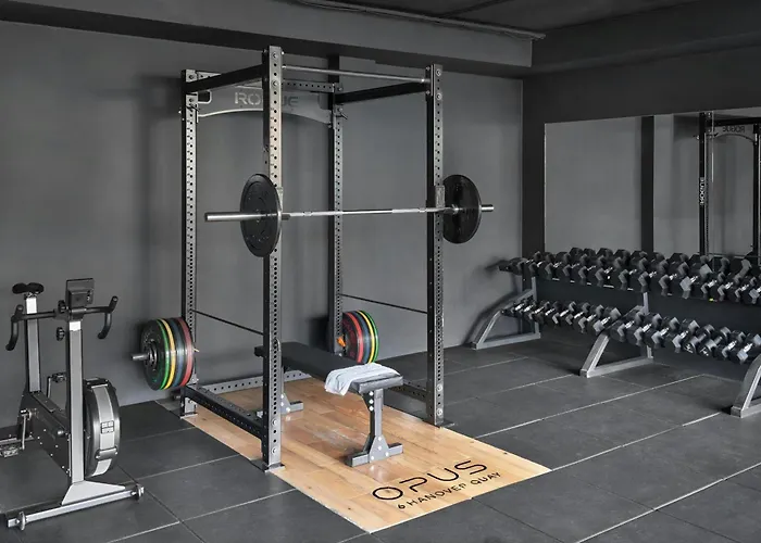 Sonder By Marriott Bonvoy Britain Quay Grand Canal Square 4*