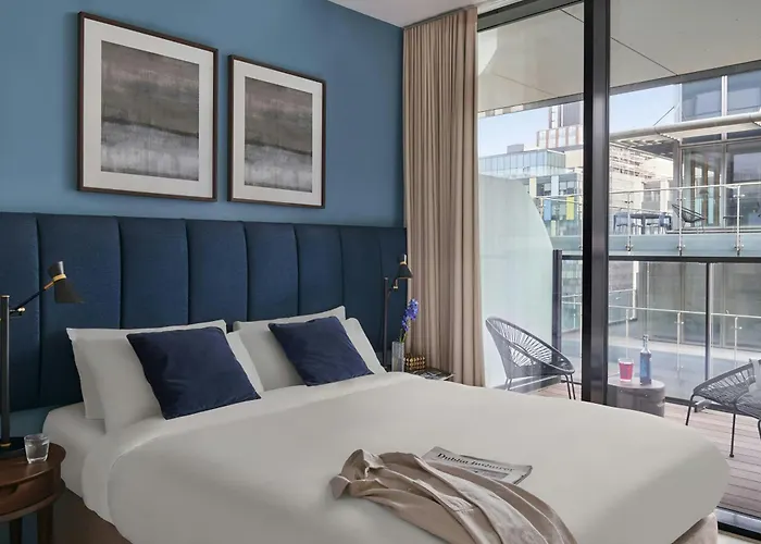 Sonder By Marriott Bonvoy Britain Quay Grand Canal Square Dublin