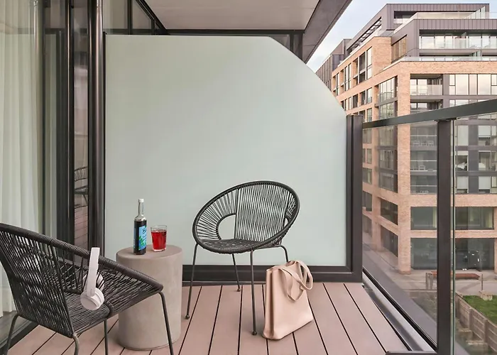 Sonder By Marriott Bonvoy Britain Quay Grand Canal Square 4* Dublin