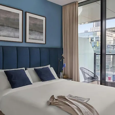 Sonder By Marriott Bonvoy Britain Quay Grand Canal Square 더블린