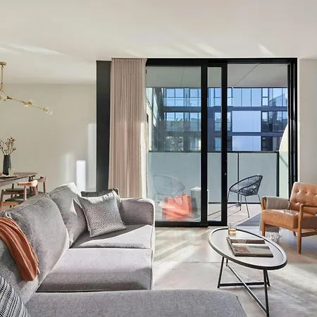 Sonder By Marriott Bonvoy Britain Quay Grand Canal Square